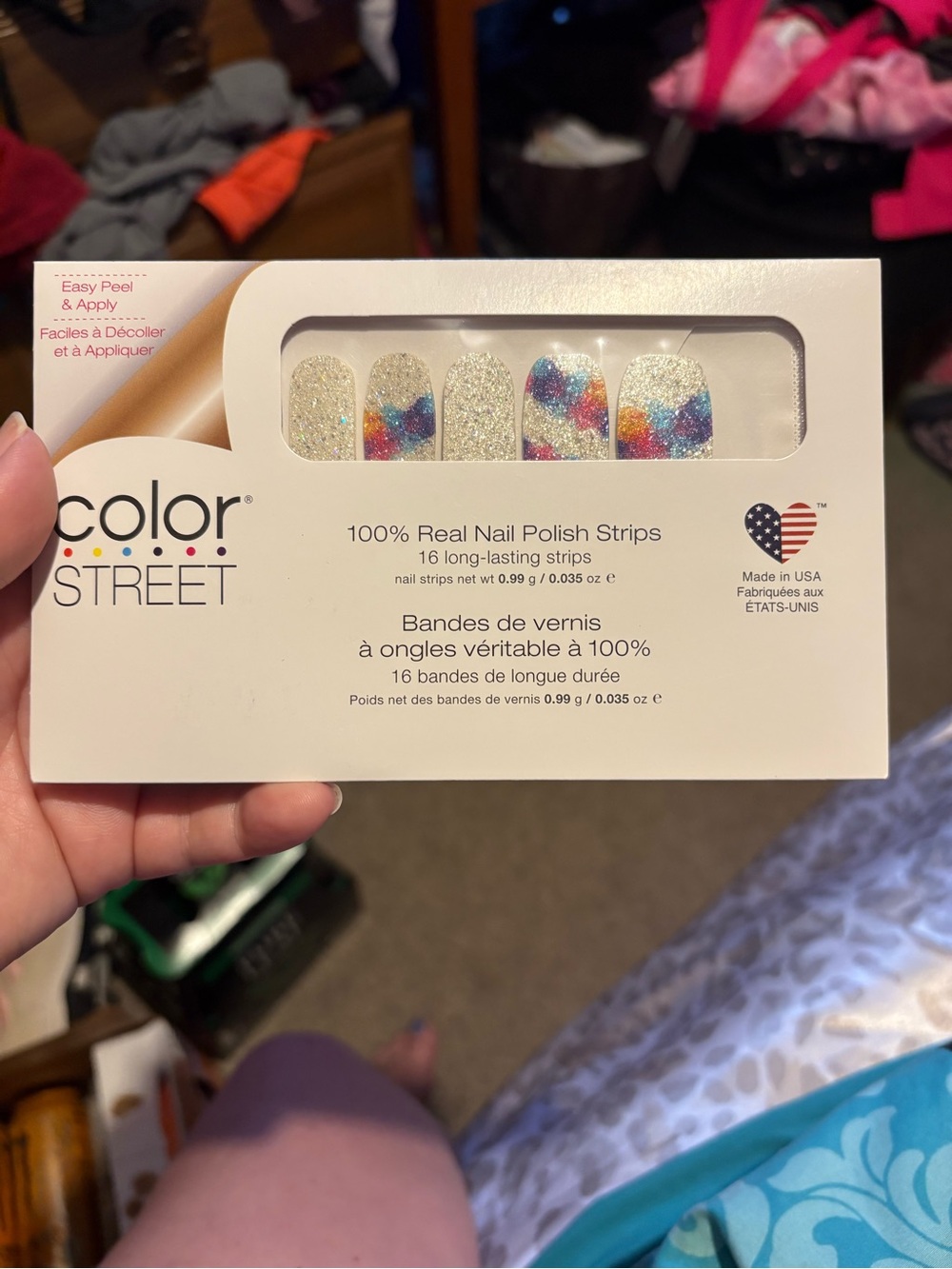 Color Street Gold Glitter with Rainbow Accent Nail Strips